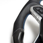 T6.1 abgeflachtes Carbonlenkrad / Lederlenkrad Nähte blau