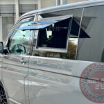 Seven25 Ausstellfenster 2. Sitzreihe V1.0 für VW T5 T6 T6.1 Fahrerseite